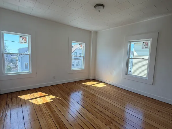 27 Nelson St, New Bedford, MA