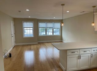 75 Lowell Ave #1, Providence, RI 02909