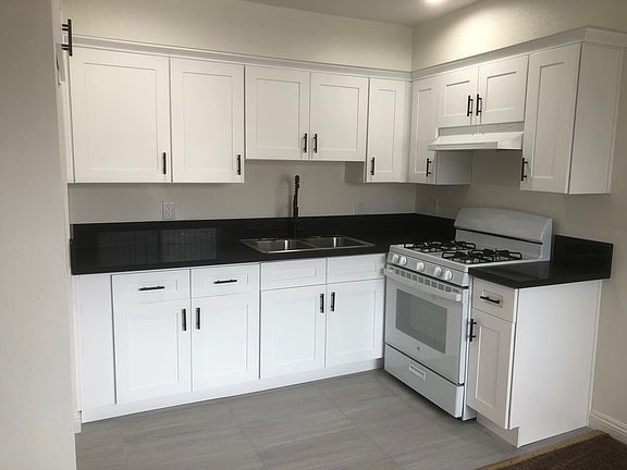 2nd image of 117 S Cedar St APT 5