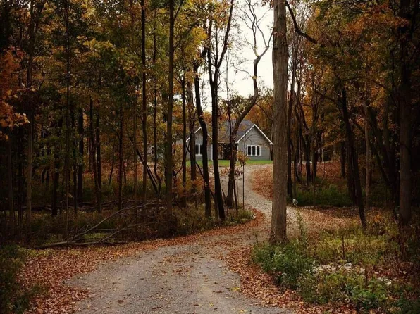 355 E Johnson Bridge Rd, Williamsport, IN 47993