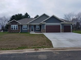 1506 Green Acres Dr, Marshfield, WI 54449