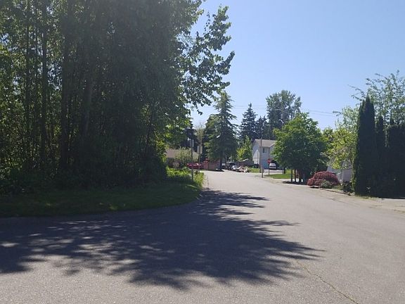 5th image of 14511 6th Ave W