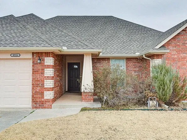 8916 Estelle Manor Cir, Oklahoma City, OK 73135