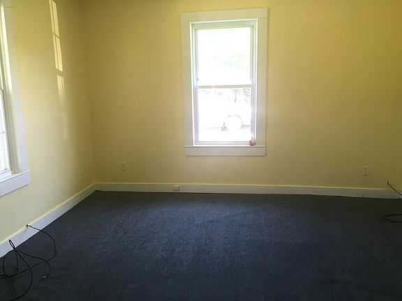 2nd image of 539 3rd Ave