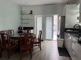 5273 Likini St, Honolulu, HI 96818
