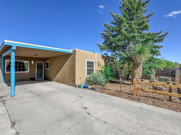 1143 Morning Dr, Santa Fe, NM 87507