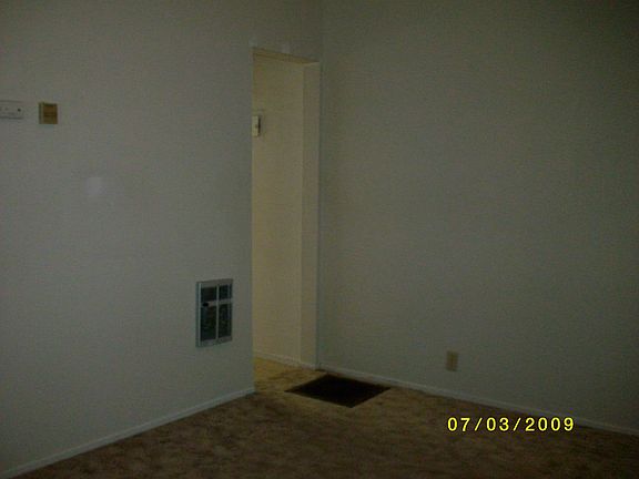 2nd image of 346 S Ramona Blvd #1