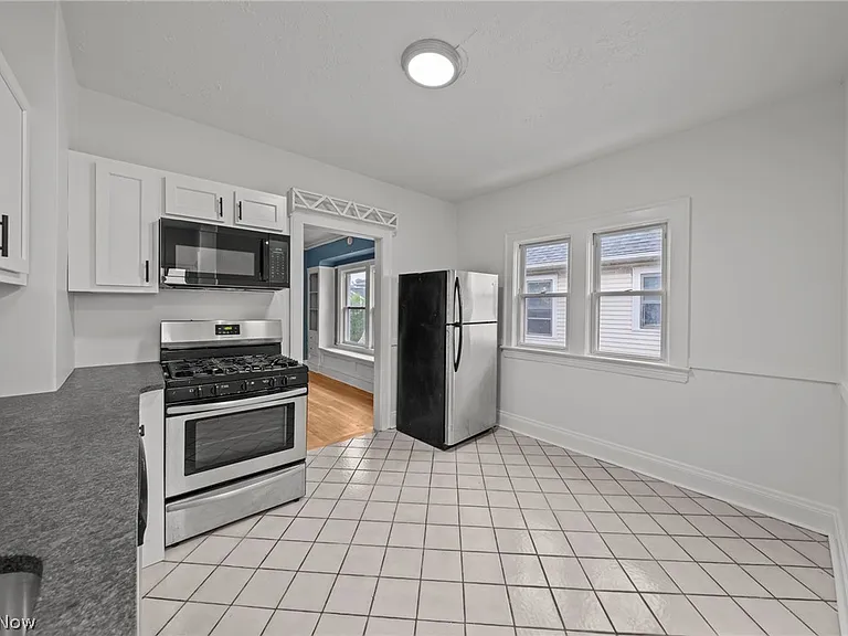 2056 Wascana Ave — Photo 8