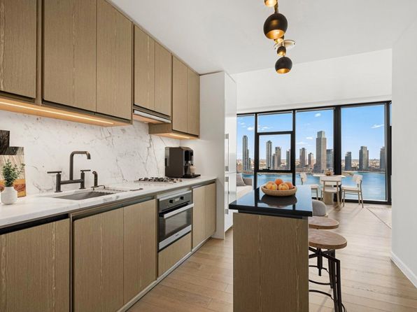 626 1st Ave APT W40D