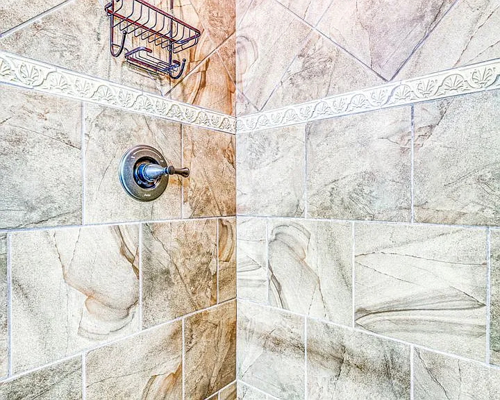 6459 Snowheights Ct — Photo 43