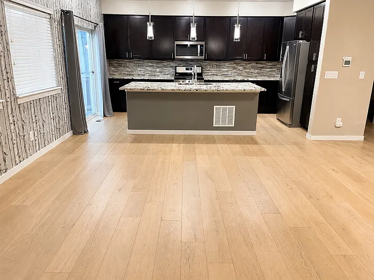 1637 Valley Oak Ct — Photo 2