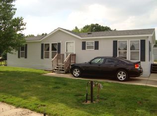 10573 Aquarius Dr NE, Rockford, MI 49341