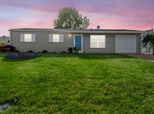 302 Heyden Dr, Eureka, MO 63025