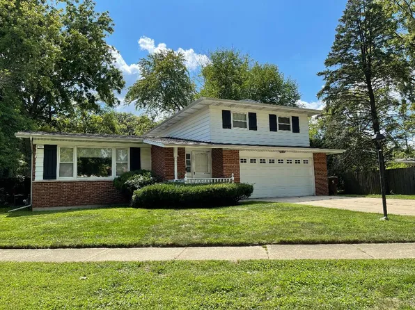 804 W Manor Ct, Glenwood, IL 60425