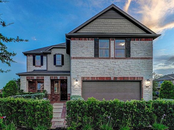 2nd image of 1607 Crown Point Ct