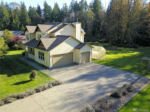 2nd image of 5523 93rd Ave SE