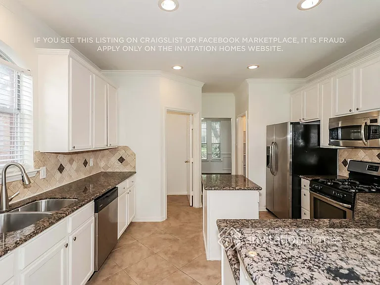 1331 Blackheath Ct — Photo 8