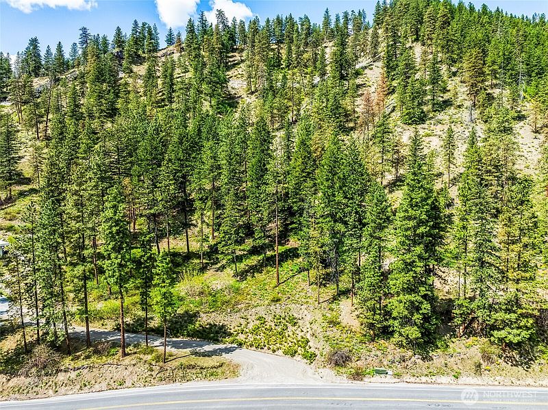 2nd image of 11200 Eagle Creek Road