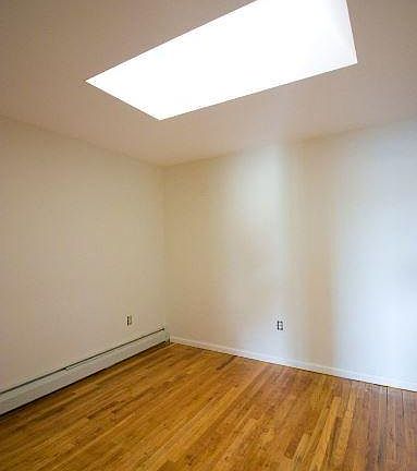 5th image of 269 Hosmer Ave #Top