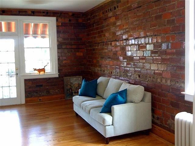 1st image of 1013 N Elm St