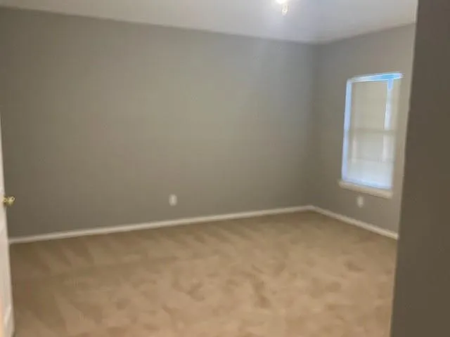 517 E Grubb Dr — Photo 26