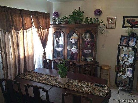 3rd image of 10642 El Dorado Ave