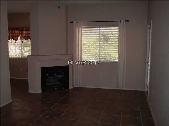2nd image of 1050 E Cactus Ave Unit 2008