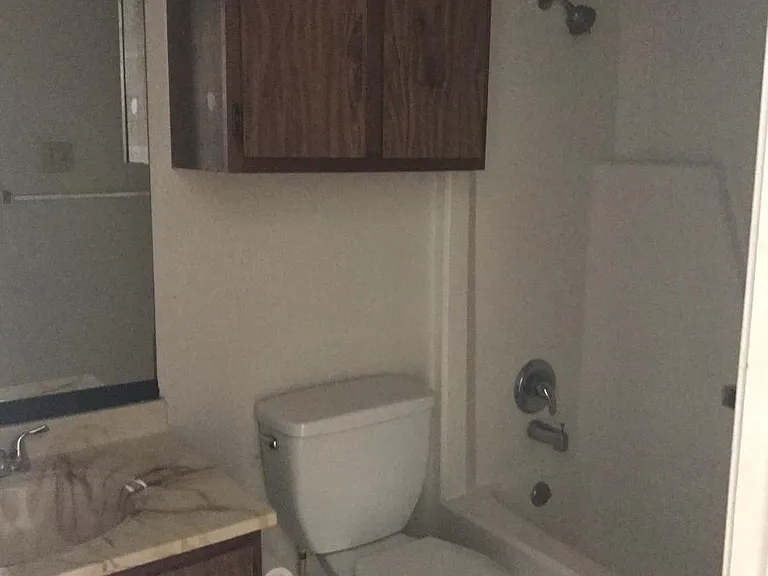 Full bathroom