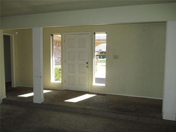 4th image of 12405 High Meadow Dr