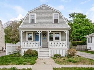 37 Pleasant St, Fairhaven, MA 02719
