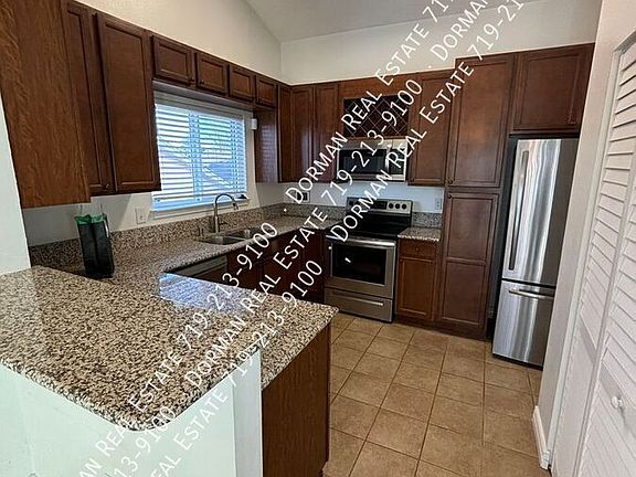 4th image of 6465 Lonsdale Dr