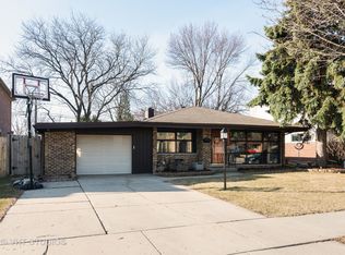7241 Foster St, Morton Grove, IL 60053