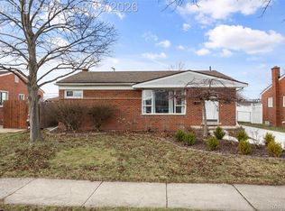 3200 Marian Dr, Trenton, MI