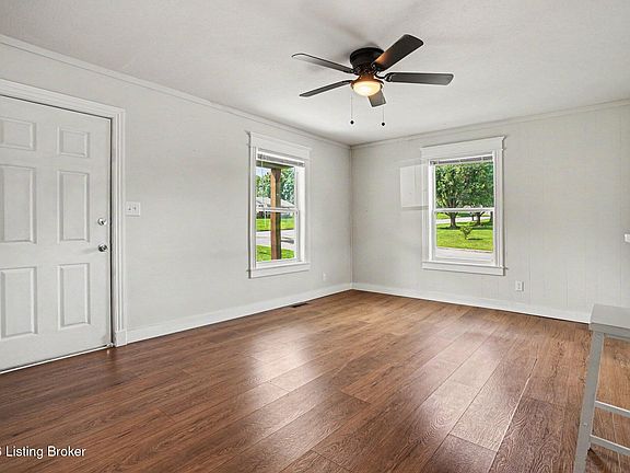 4th image of 617 McCullum Ave