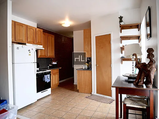 Rented by Highline Residential | media 5