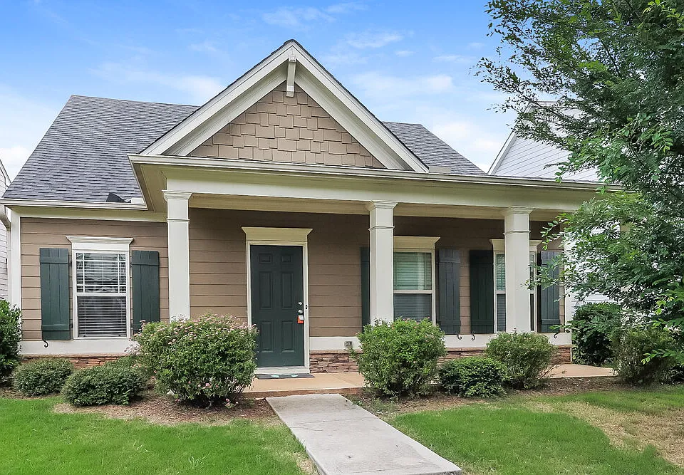 181 Stillwood Dr