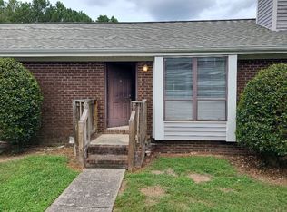 2816 Seclusion Ct APT D, Raleigh, NC 27612