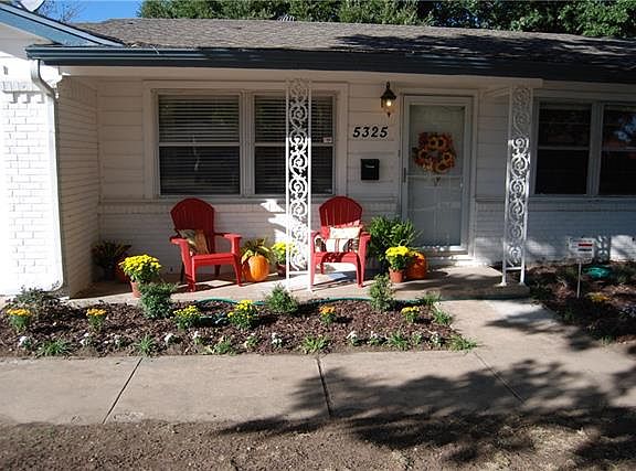 3rd image of 5325 Lucille St