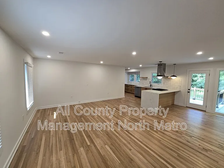 4335 King Springs Rd SE — Photo 9