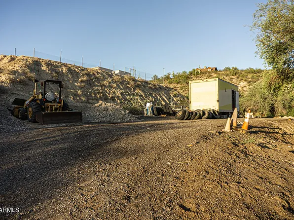 33765 S Davenport Ln, Black Canyon City, AZ 85324