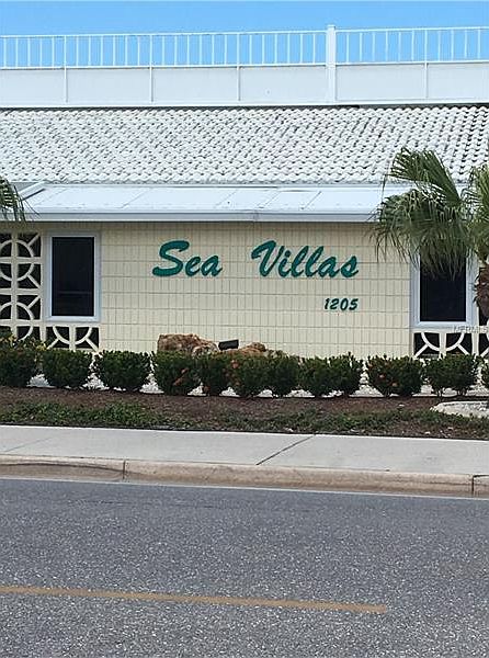 1st image of 1205 Tarpon Center Dr APT A1