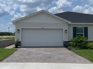 1215 Turtle Island Rd, Lady Lake, FL 32159