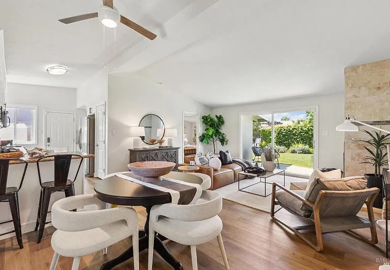53 Labrea Way — Photo 5
