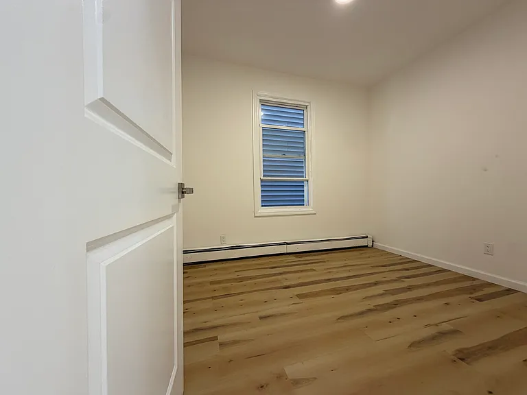 251 Halladay St #2 — Photo 7