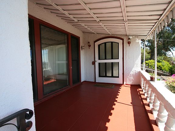 3rd image of 6466 Outlook Ave