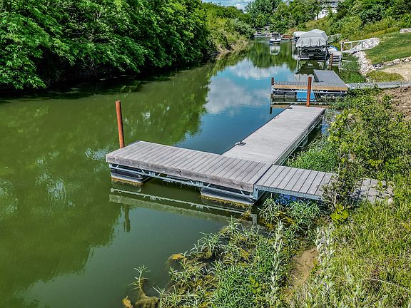 2nd image of 10819 Harbor Bay Dr