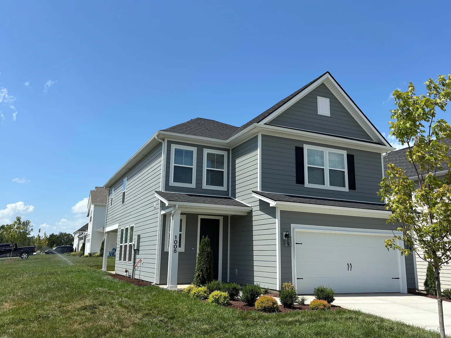 4 bed, 3.5 bath, 2459 sqft, $2,850 — Photo 2