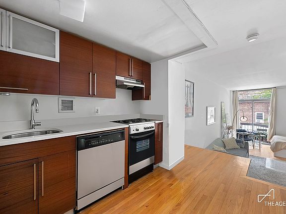 2nd image of 184 Thompson St APT 2B