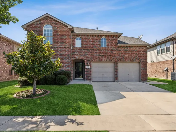 9121 Liberty Crossing Dr, Fort Worth, TX 76131