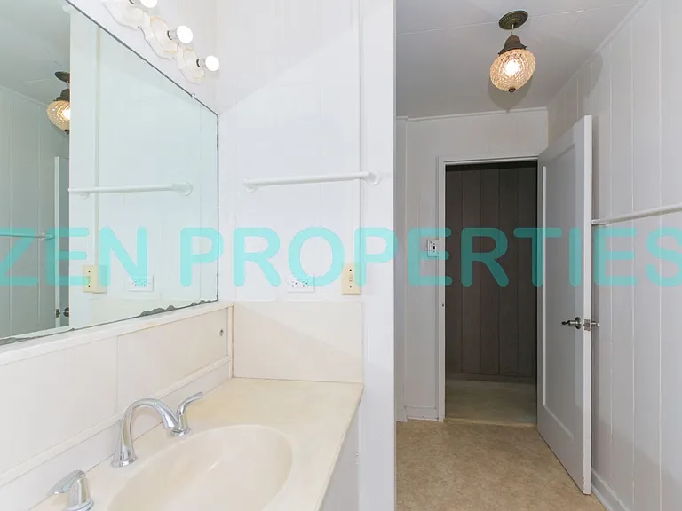 5616 Kawaikui St — Photo 12